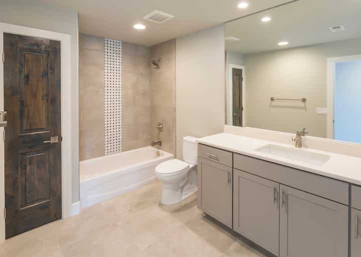 Shower and Bathtub Installation Services San Marino